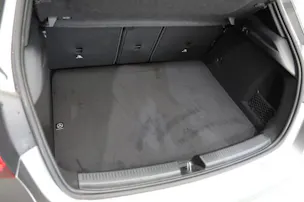 MERCEDES-BENZ A 200 7G-DCT
