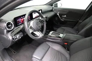 MERCEDES-BENZ A 200 7G-DCT