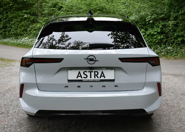 OPEL Astra Sports Tourer 58 kWh Ultimate