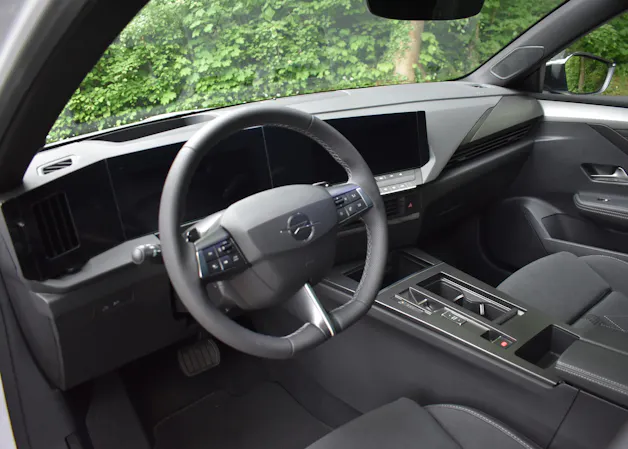 OPEL Astra Sports Tourer 58 kWh Ultimate