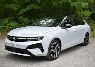 OPEL Astra Sports Tourer 58 kWh Ultimate