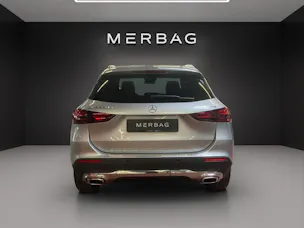 MERCEDES-BENZ GLA 220d 4Matic 8G-DCTSwiss Star