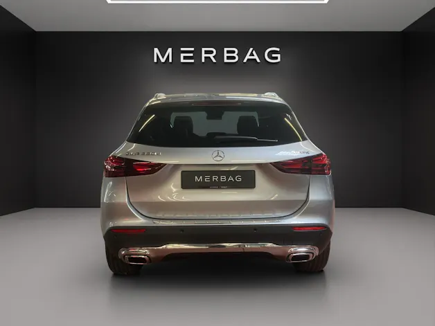 MERCEDES-BENZ GLA 220d 4Matic 8G-DCTSwiss Star