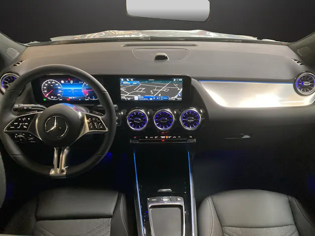 MERCEDES-BENZ GLA 220d 4Matic 8G-DCTSwiss Star