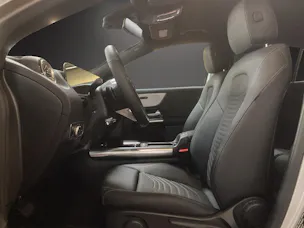MERCEDES-BENZ GLA 220d 4Matic 8G-DCTSwiss Star