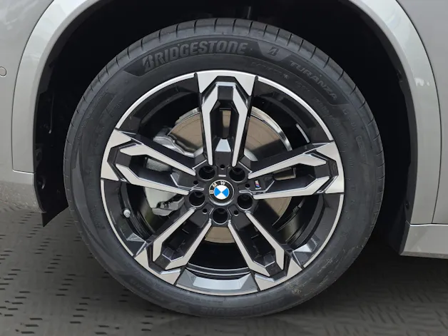 BMW X1 xDrive 23i 48V M Sport