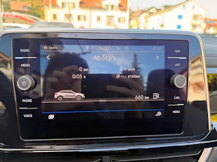 VW T-Roc 1.5 TSI DSG R-LINE *** TOP AUSSTATTUNG ***