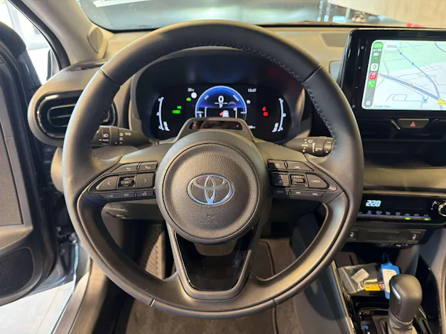 Toyota Yaris 1.5 Active Plus+ e-CVT Automat