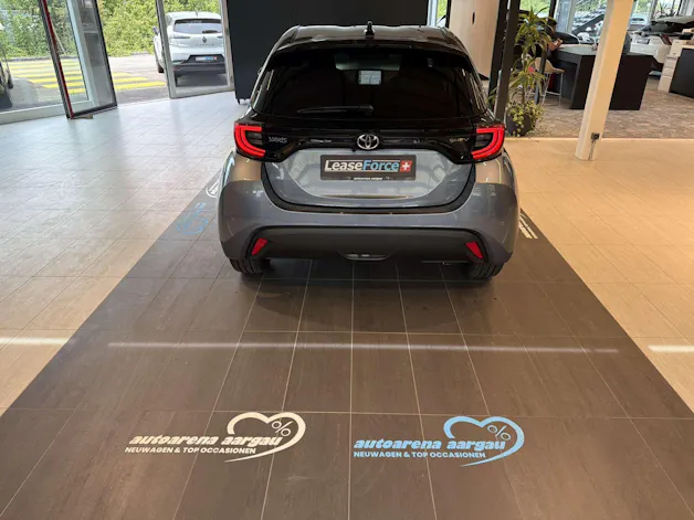 Toyota Yaris 1.5 Active Plus+ e-CVT Automat