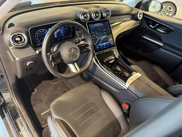 MERCEDES-BENZ GLC 220 d AMG-Line 4Matic G-Tronic Automat