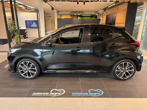 Toyota Yaris 1.5 Active Plus+ e-CVT Automat