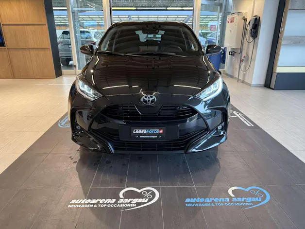 Toyota Yaris 1.5 Active Plus+ e-CVT Automat