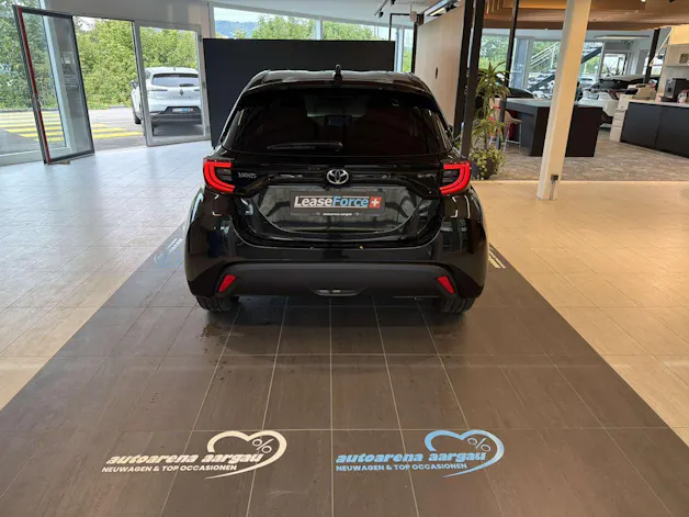 Toyota Yaris 1.5 Active Plus+ e-CVT Automat