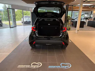 Toyota Yaris 1.5 Active Plus+ e-CVT Automat