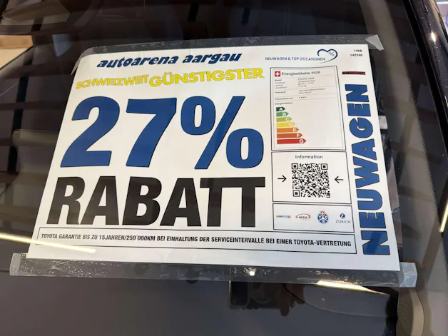 Toyota Yaris 1.5 Active Plus+ e-CVT Automat