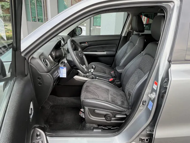Suzuki Vitara 1.4 Boosterjet Compact Top Hybrid