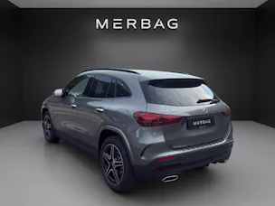 MERCEDES-BENZ GLA 200 7G-DCT Night Star
