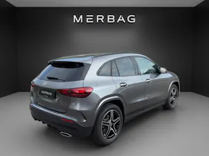 MERCEDES-BENZ GLA 200 7G-DCT Night Star