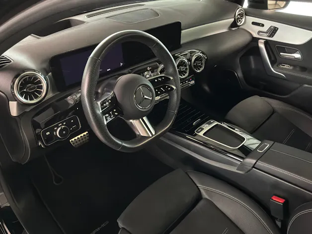 MERCEDES-BENZ A 250 4Matic 8G-DCT