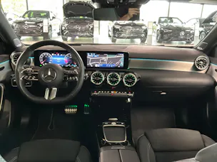 MERCEDES-BENZ A 250 4Matic 8G-DCT