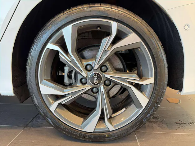 AUDI A3 Limousine 35 TFSi S-Line S-Tronic Automat