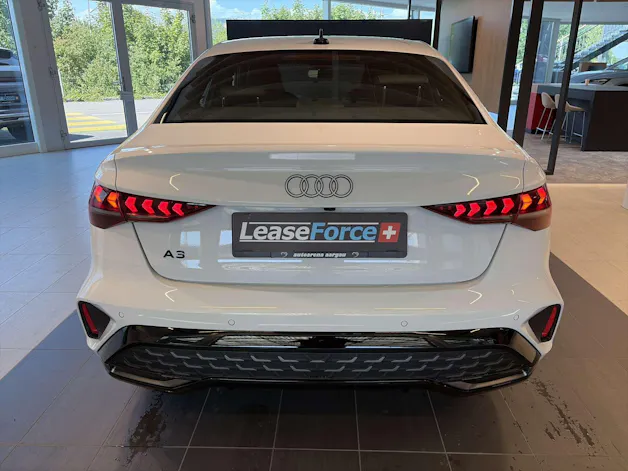 AUDI A3 Limousine 35 TFSi S-Line S-Tronic Automat