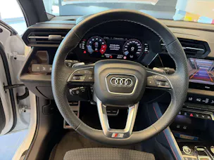 AUDI A3 Limousine 35 TFSi S-Line S-Tronic Automat