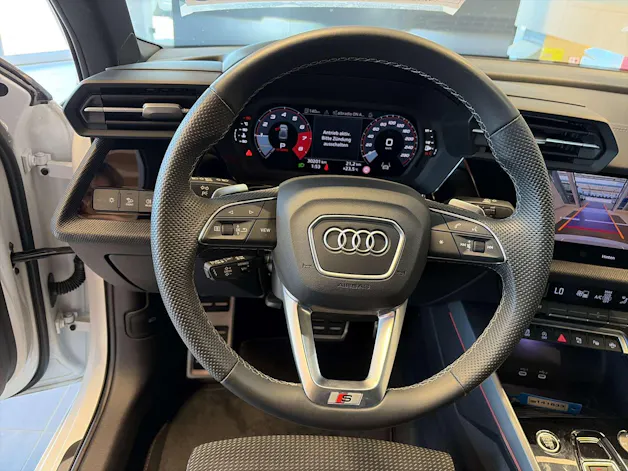 AUDI A3 Limousine 35 TFSi S-Line S-Tronic Automat