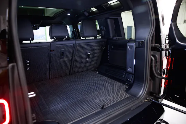 Land Rover Defender 110 3.0 D I6 350 X-Dynamic HSE *5 Jahre Werksgarantie*