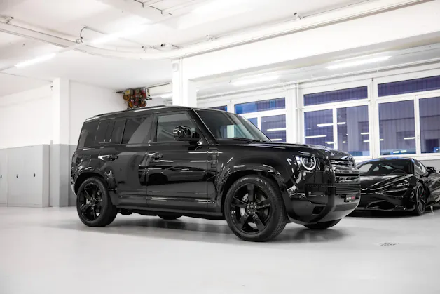 Land Rover Defender 110 3.0 D I6 350 X-Dynamic HSE *5 Jahre Werksgarantie*