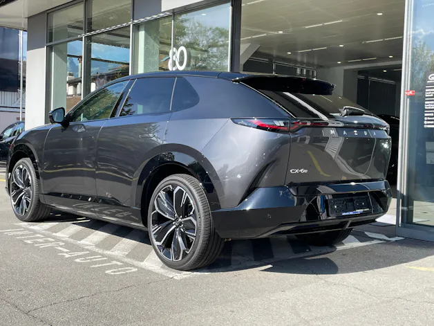MAZDA CX-6e 68,8 kWh Takumi
