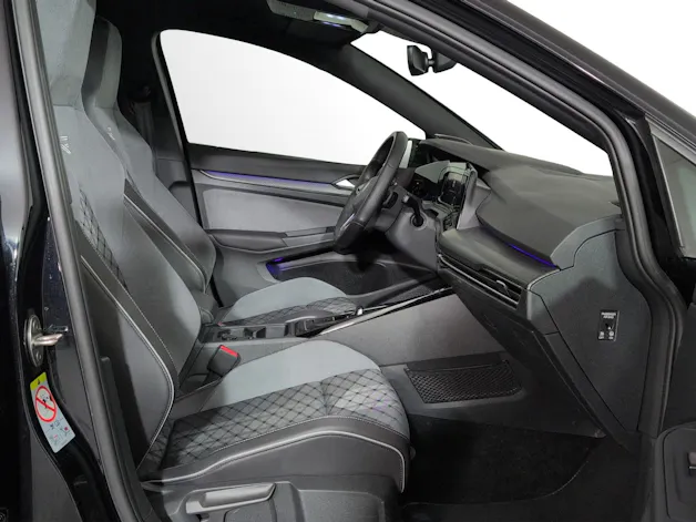 VW Golf 1.5 eTSI mHEV ACT R-Line DSG