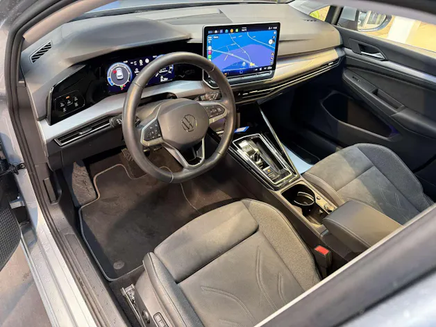 VW Golf 2.0 TDi Style DSG-Automat