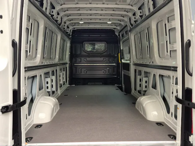 VW Crafter 35 2.0 BiTDI L4 4Motion A