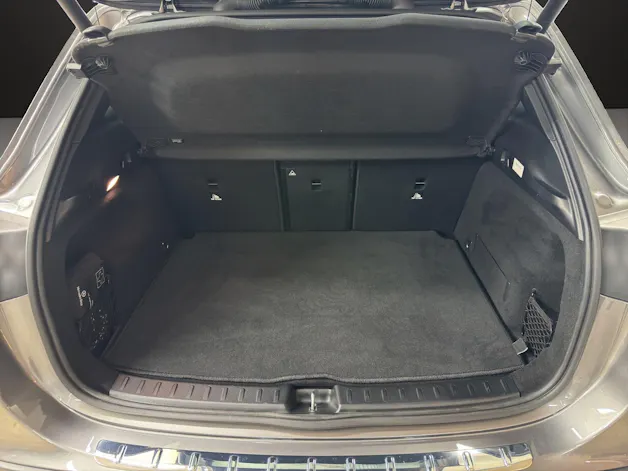 MERCEDES-BENZ GLA 220d 4Matic 8G-DCT