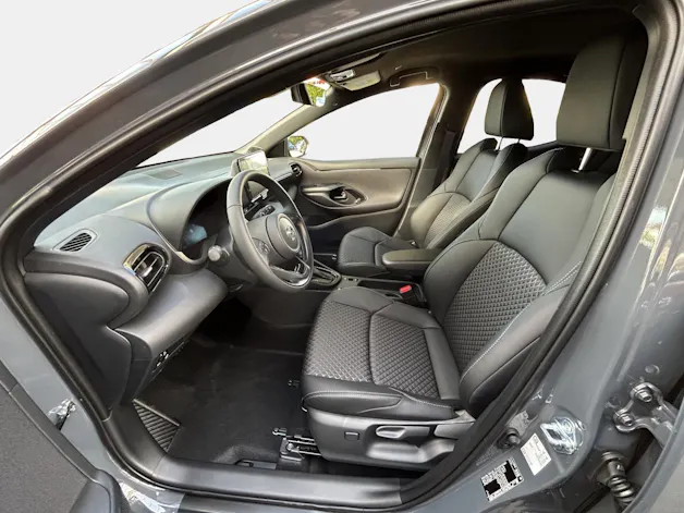 MAZDA 2 1.5/92 Hybrid Homura