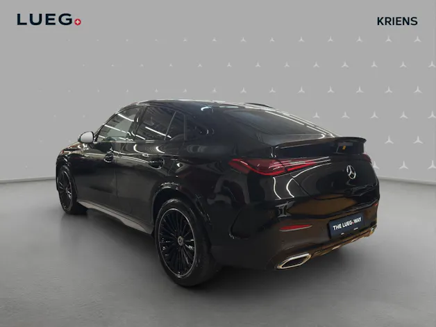 MERCEDES-BENZ GLC 300 4M - Coupé - AMG / DISTRONIC / 360 Grad Kamera / DIGITAL Light