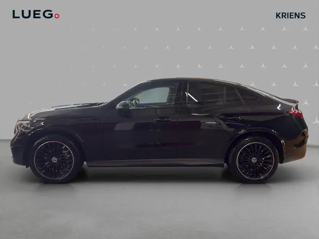 MERCEDES-BENZ GLC 300 4M - Coupé - AMG / DISTRONIC / 360 Grad Kamera / DIGITAL Light