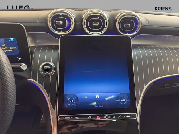 MERCEDES-BENZ GLC 300 4M - Coupé - AMG / DISTRONIC / 360 Grad Kamera / DIGITAL Light