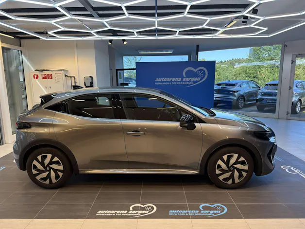 RENAULT Clio 1.2 TCe Evolution NEUES MODELL EDC-Automat