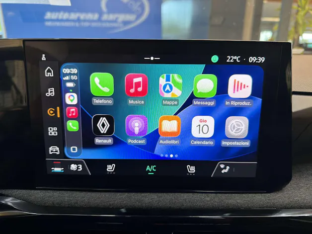 RENAULT Clio 1.2 TCe Evolution NEUES MODELL EDC-Automat