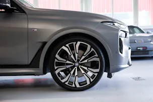 BMW X7 xDrive 48V 40d M Sport Pro Steptronic