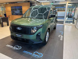 FORD Tourneo Courier 1.0 EcoBoost Titanium Automat