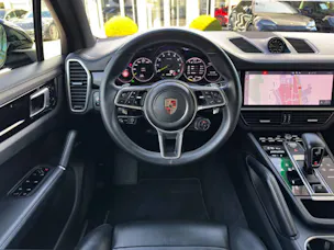 PORSCHE Cayenne E-Hybrid