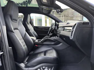 PORSCHE Cayenne E-Hybrid