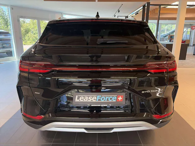 BYD Seal U DM-i PHEV Design AWD 324PS Automat