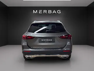MERCEDES-BENZ GLA 220d 4Matic 8G-DCTSwiss Star