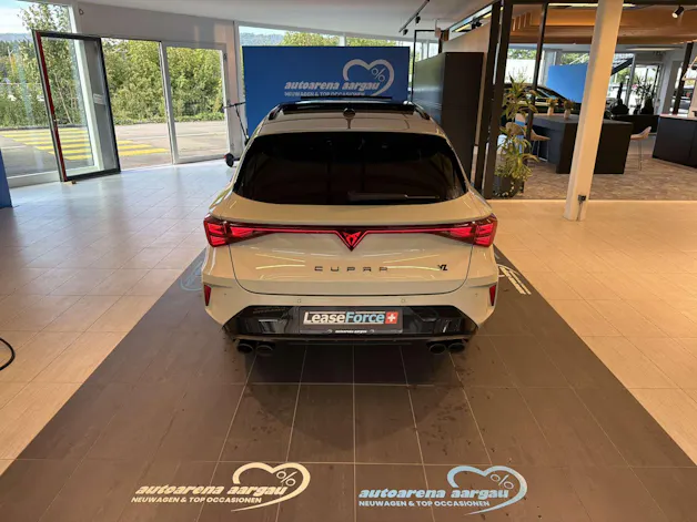 CUPRA LEON ST 2.0 TSi VZ 333PS 4Drive DSG-Automat