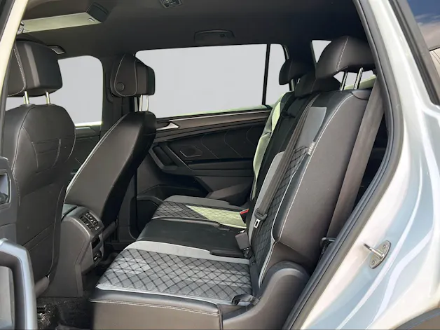 VW Tiguan Allspace 2.0TSI R-Line 4Motion DSG