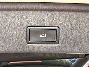 VW Touareg 3.0 TDI 231 PS 4MOTION ELEGANCE *** ANHÄNGEKUPPLUNG & LUFTFEDERUNG ***